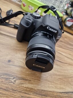 Canon EOS 2000D - 3