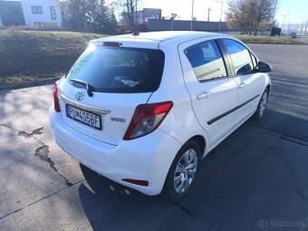 Toyota Yaris 1.33 benz,100PS,r. 2012 ,kup SR, 2 sady kolies - 3