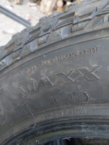 245/75 r16 cooper discoverer st - 3