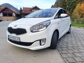 Kia Carens - 3