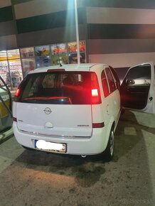 Predam opel meriva 1.4 16v benzín kw 66 r.v 2008 - 3