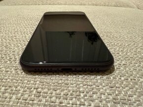 Apple iPhone 11 black 64 GB - 3