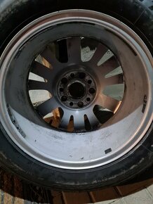 Predám zimné gumy s diskami 225/55 R16 - 3