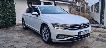 Volkswagen Passat 2.0 TDI EVO Elegance DSG  2021 virtuál - 3