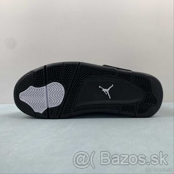 Nike Air Jordan 4 bielo-čierne - 3