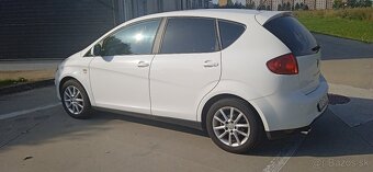 SEAT ALTEA 2,0 TDI  103kw STYLE - 3