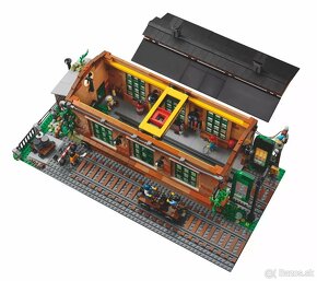 LEGO 910033 Staré vlakové depo. - 3