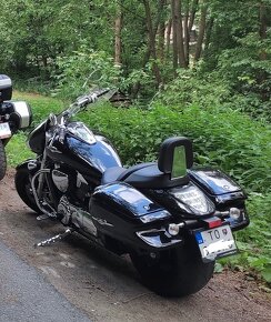 Suzuki Intruder 1800 - 3