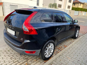 VOLVO XC60 2.4 D5 AWD 4x4 SUMMUM, KŮŽE, PŮVOD ČR, MANUÁL - 3