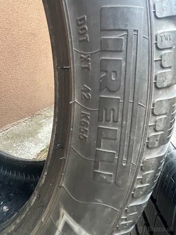 Pirelli 255/40 R18 2x=80€ - 3