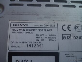 Sony X-plod CDX-GT25 na diely - 3