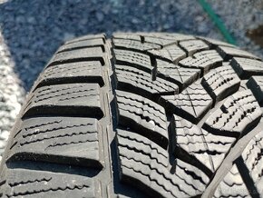 Predam 4ks pneu 205/60/r16 zimne 92H Dunlop - - 3