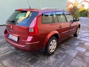 Predám Renault Megane Grandtour 1,6 r. v. 2007 - 3