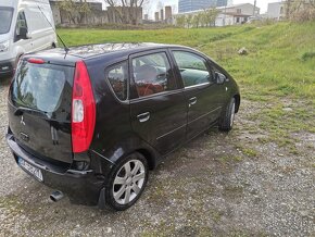 predám Mitsubishi colt 1,5 - 3