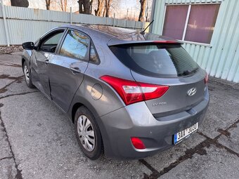 HYUNDAI I30 1,4 16V,73 KW,ROK 2012,NAJ 175 TKM,KLIMA,DOHODA - 3