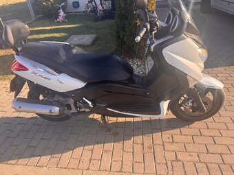 Predám Yamaha X MAX 125 - 3