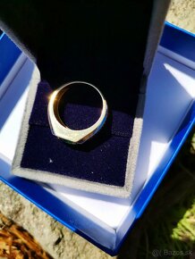 Pánsky prsteň vyrobený na zákazku (zlato a prírodný smaragd - 3