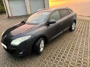 Renault Megane 3 Grandtour 1.5 dci 78kW r.v. 08/2010 - 3