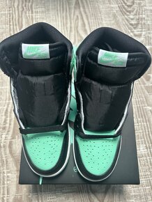 Air Jordan 1 High OG Green Glow GS - 3