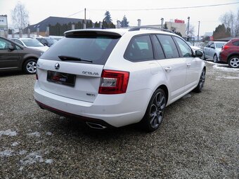 Škoda Octavia Combi 2.0 TDI DPF RS - 3