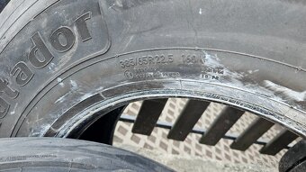 Predám prehlbovane nákladné pneu 385/65R22,5 matador - 3