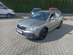 Škoda Octavia Scout 2.0 TDI 103 je 4x4 dsg - 3