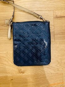 GUESS modrá crossbody - 3