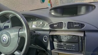 Renault laguna 2,2dci 110kw - 3