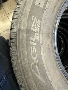 225/75R16C - 3