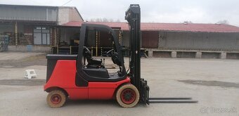 LINDE E40P-02 triplex, boční posuv AKU - 3