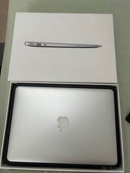 Macbook Air 13” 2017 - 3