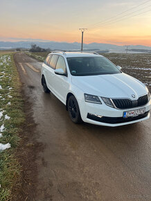 Škoda OCTAVIA combi 2.0 TDI DSG - 3