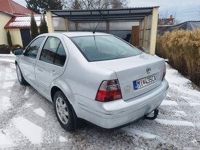 Volkswagen bora 1.9tdi 96kw - 3