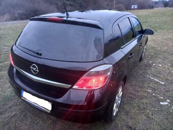 OPEL ASTRA  H  1.9 cdti - 3