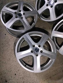 4ks alu disky VW 5x112 R17 - 3