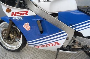 Predám Honda NSR250R  MC16 - 3