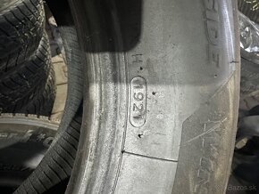 235/60 R16 Kumho - 3