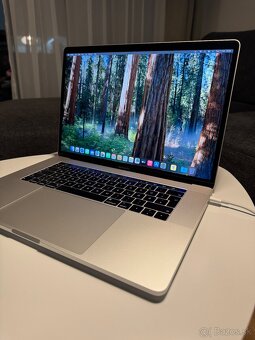 MacBook Pro 15-inch, 2018, i7, 16gb Ram, 500gb ssd - 3