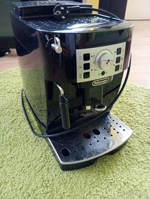 Delonghi ECAM 22.110B - 3