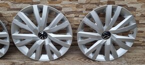 Predam 4xorginal VW R16 PUKLCE z Golfa 8 - 3