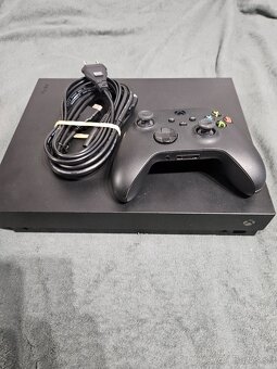 Xbox one x 1tb - 3