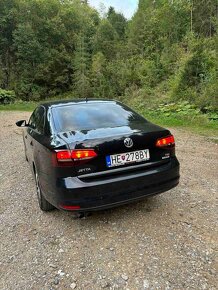 Volkswagen Jetta MK6 1.4 TSI - 3