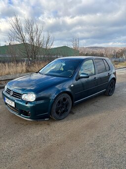 Golf 2.3 vr5 - 3