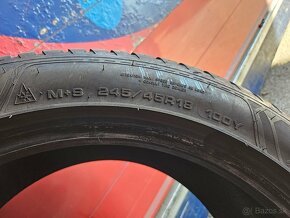 Celoroční pneu Goodyear Vector 245/45 R18 - 3