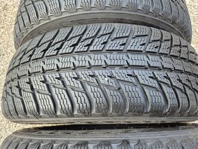 225/65 r17 zimné 4 ks NOKIAN dezén 8,9 - 7,2 mm - 3