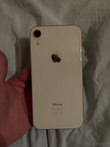 iPhone XR 128GB - 3