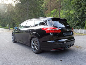 Ford Focus Kombi 2.0 EcoBoost ST Cupra Gti RS - 3