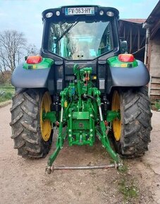 John Deere 6090M - 3