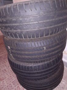 Michelin 205/55/R16 - 3