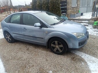 Predám Ford focus 1.6 74kw rv 2008 - 3